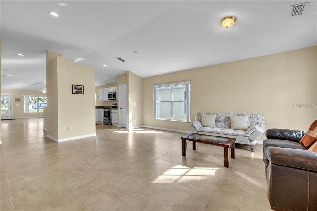 8571 GASSNER WAY photo 9