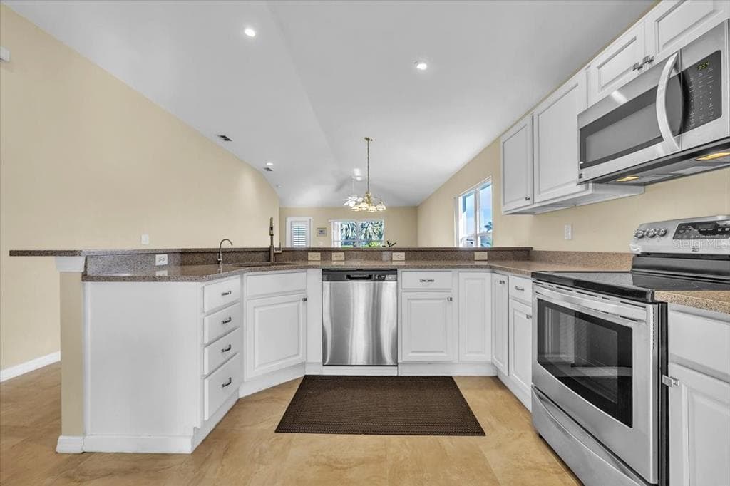 8571 GASSNER WAY photo 14