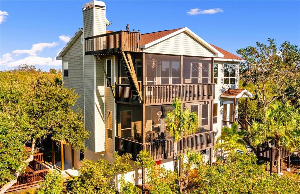 7325 HOLLY ROAD photo 3
