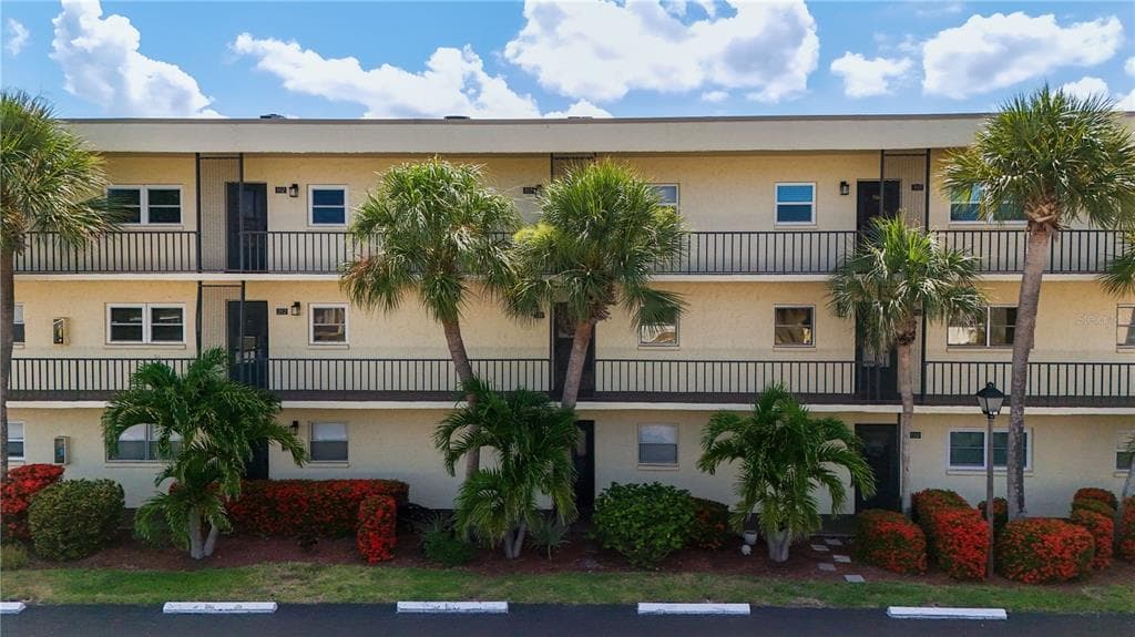 11485 OAKHURST ROAD #1100-1 2