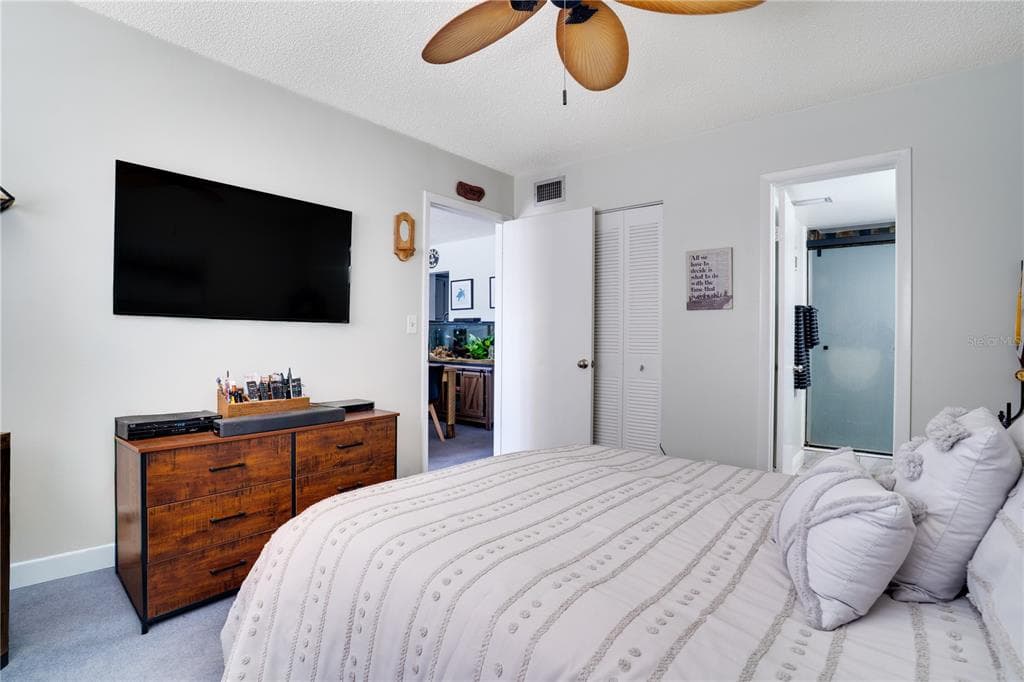 11485 OAKHURST ROAD 1100-1 photo 16
