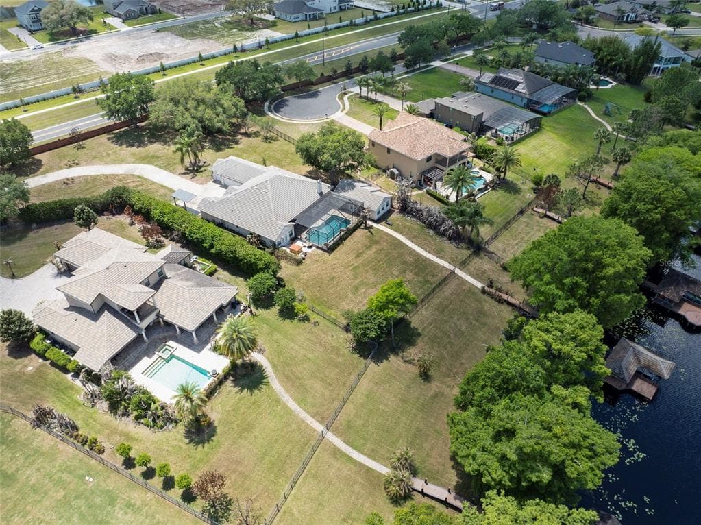 3308 LUKAS COVE 4