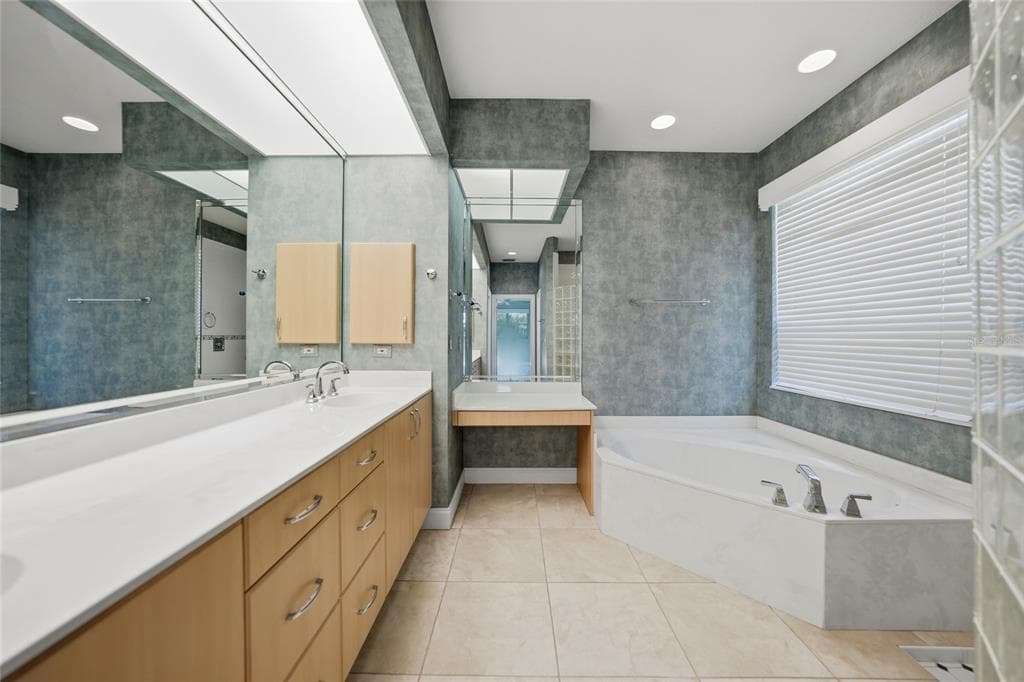 718 ANTALYA COURT photo 7