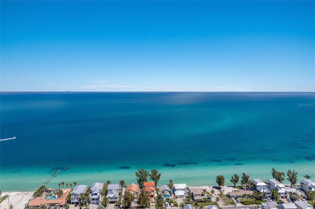 889 N SHORE DRIVE photo 8