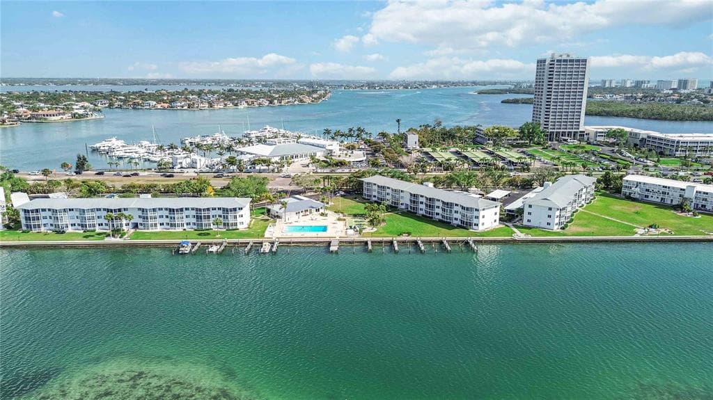 769 JOHN RINGLING BOULEVARD #2 1