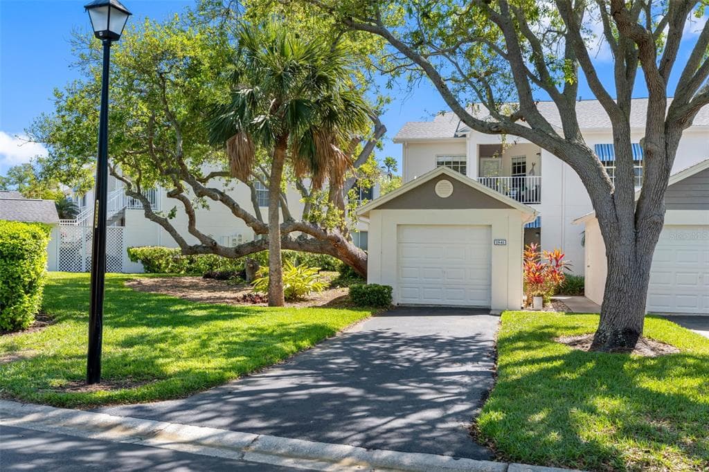 11351 SHIPWATCH LANE #1841 2
