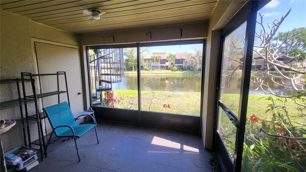 875 S VILLAGE DRIVE N 102 photo 6