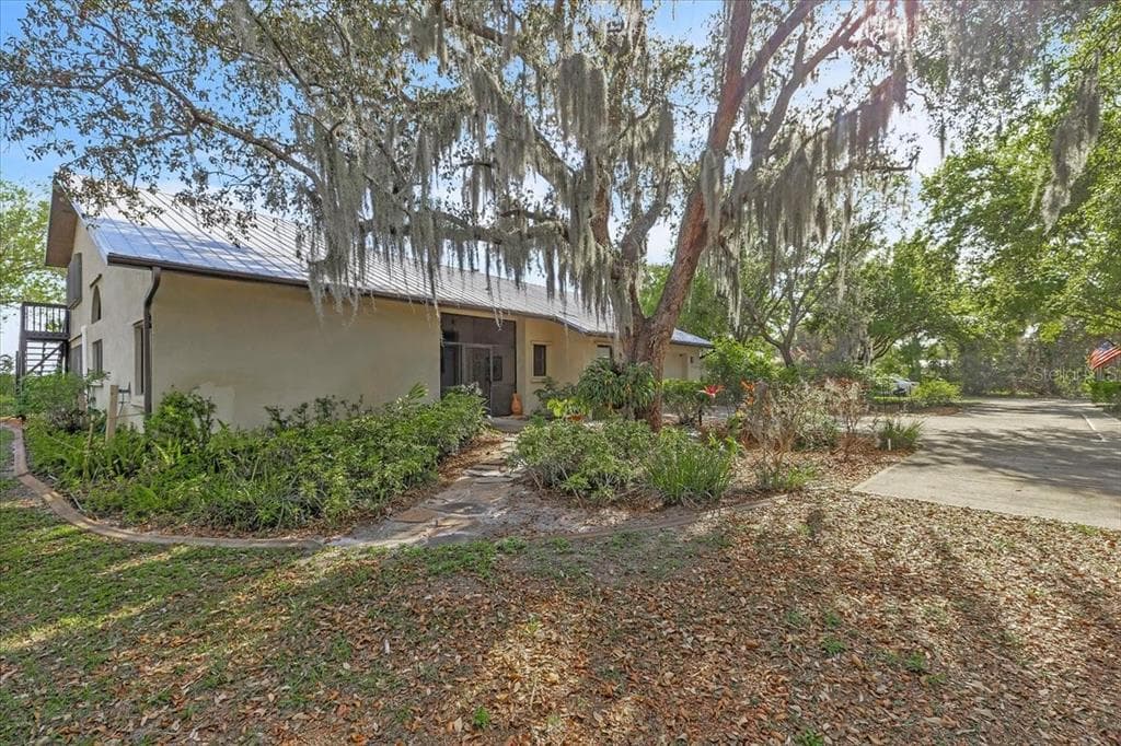 3264 PARK DRIVE 5