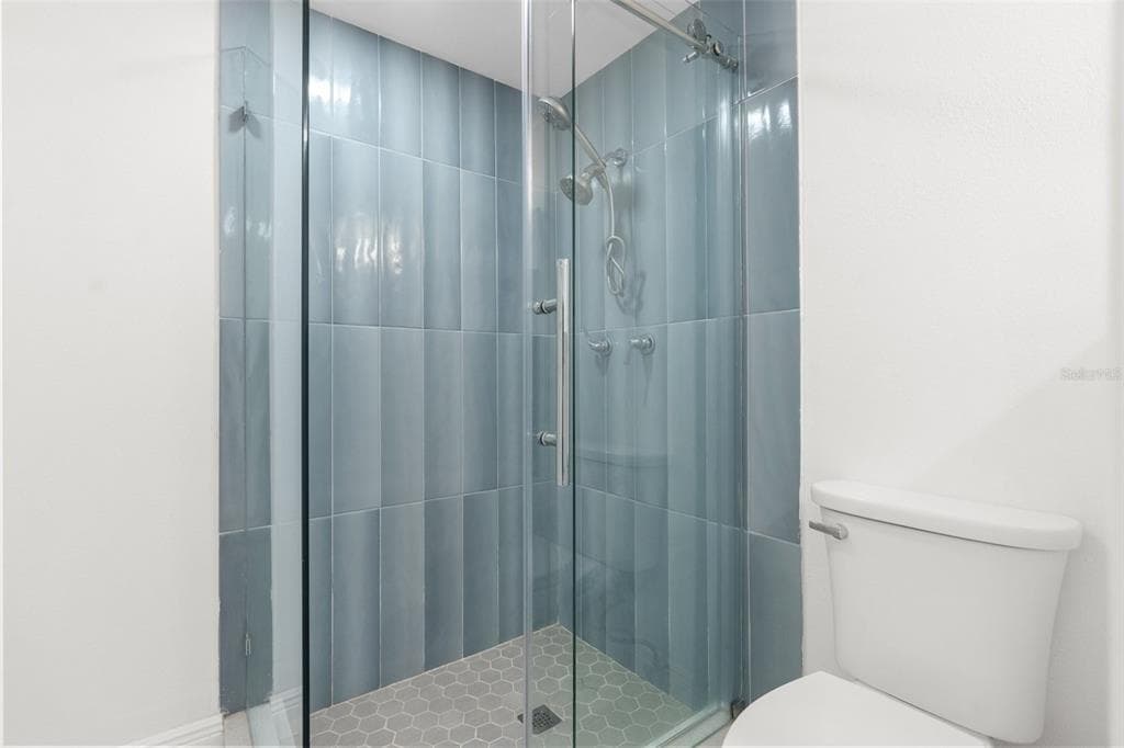 13726 MICHELLE AVENUE photo 22