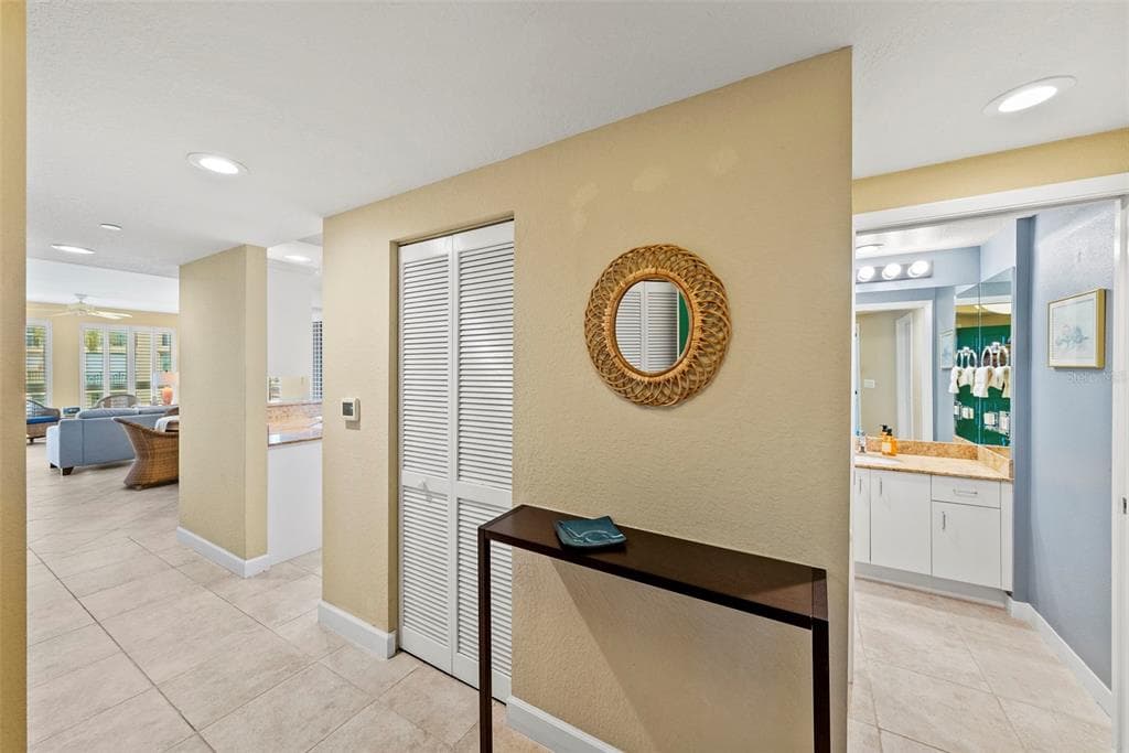 4780 DOLPHIN CAY LANE S 109 photo 5
