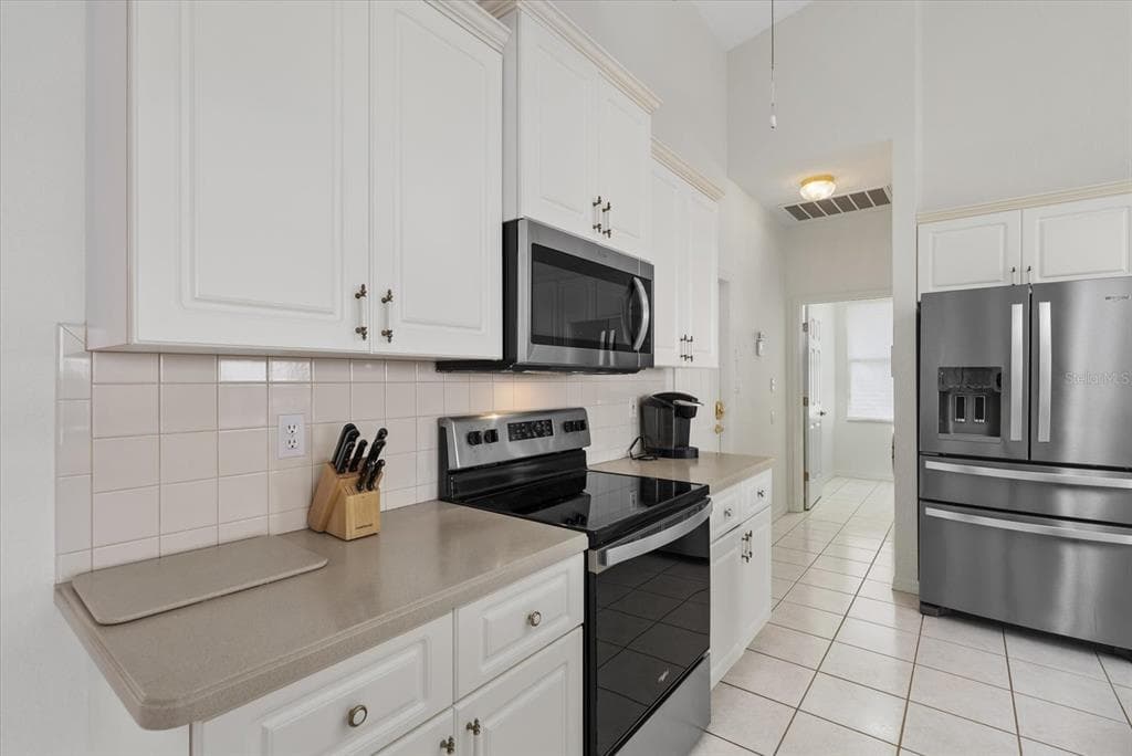 5665 RIVIERA COURT photo 14