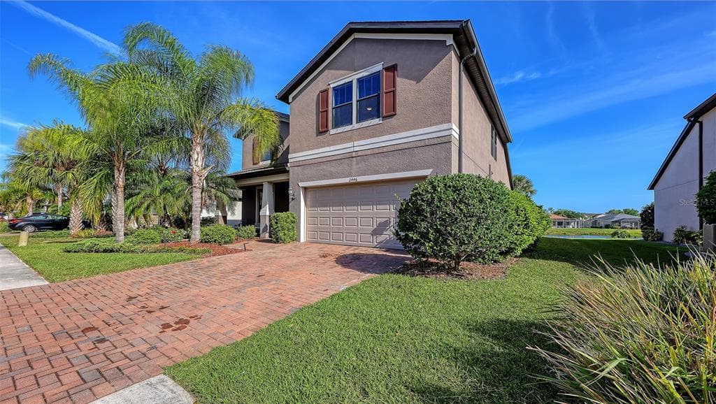 2446 CARNATION COURT photo 5