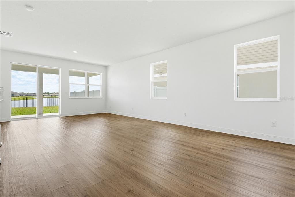 9395 SANDY BLUFFS CIRCLE photo 7