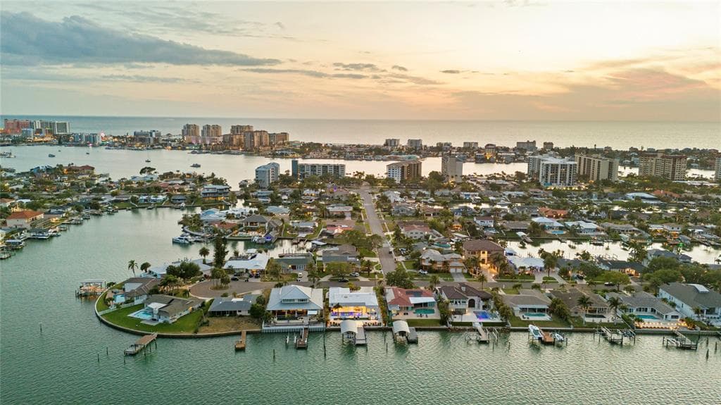 631 HARBOR ISLAND 3