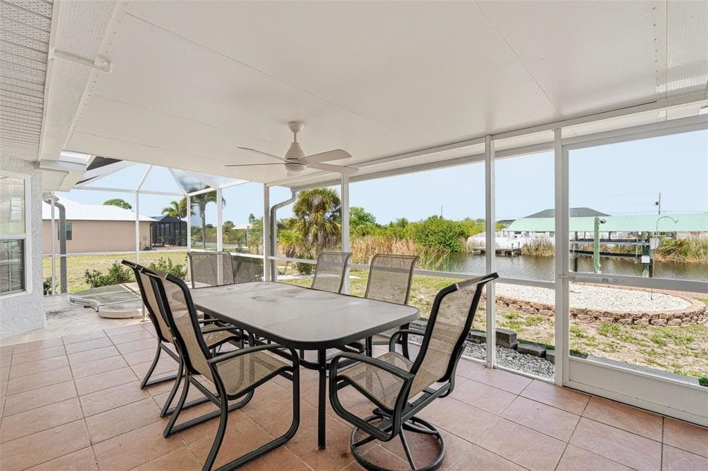 15184 ALDAMA CIRCLE photo 23