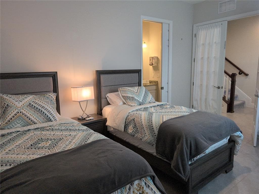 10420 CORAL LANDINGS LANE 115 photo 16