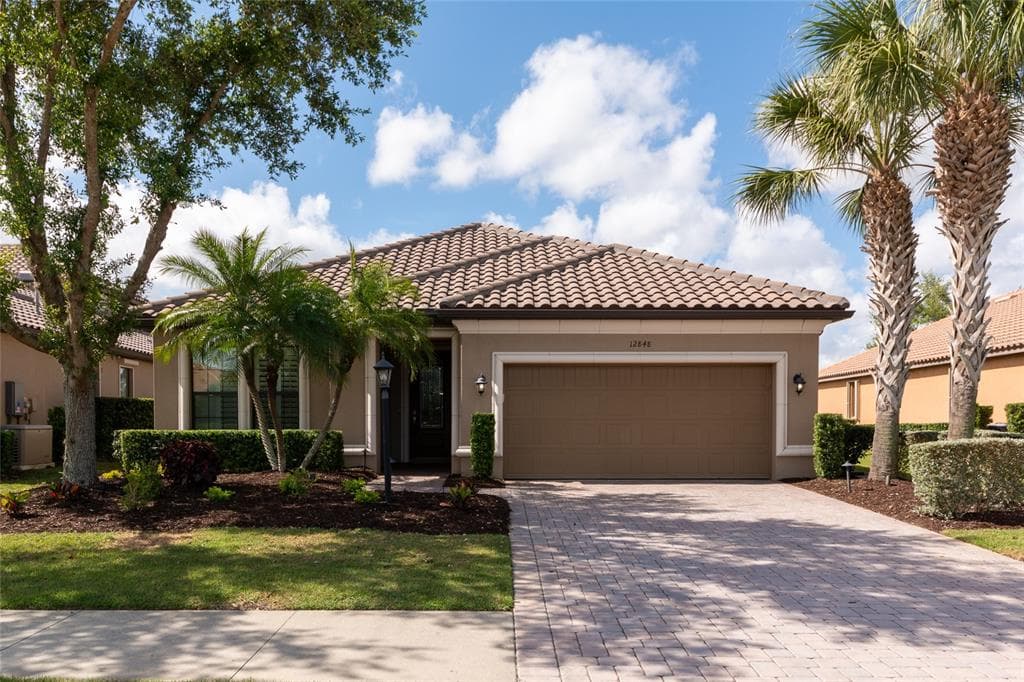 12848 DEL CORSO LOOP photo 1