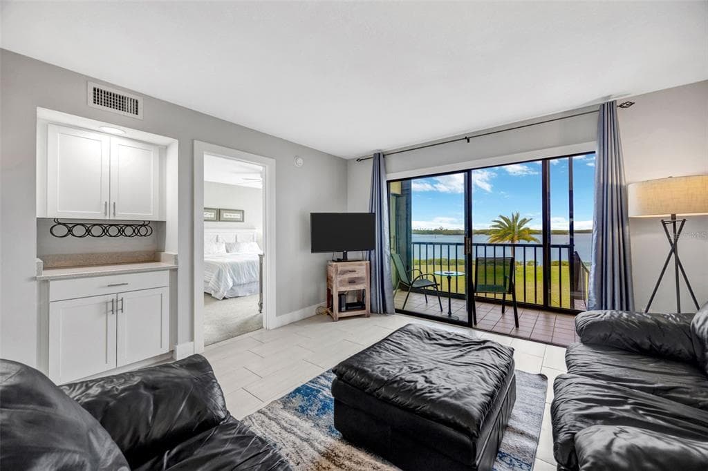 4620 BAY BOULEVARD 1117 photo 18