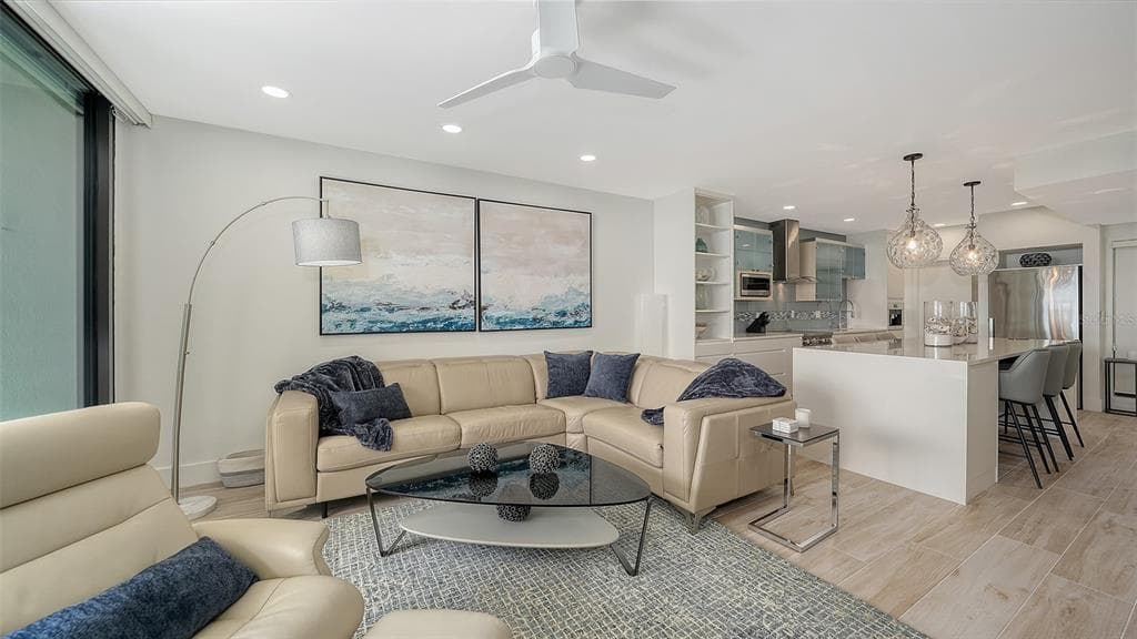 1932 HARBOURSIDE DRIVE 244 photo 7
