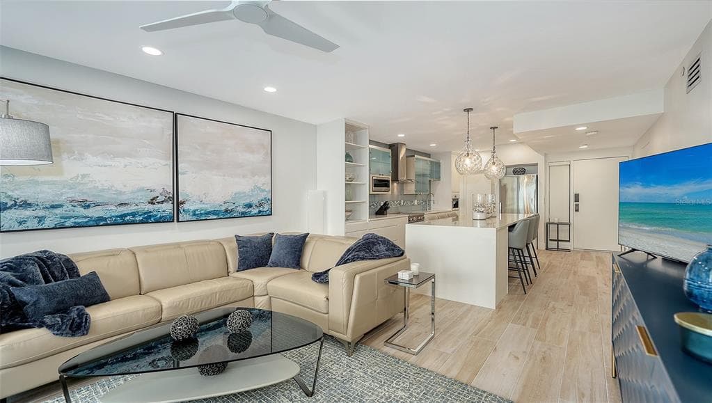 1932 HARBOURSIDE DRIVE 244 photo 11