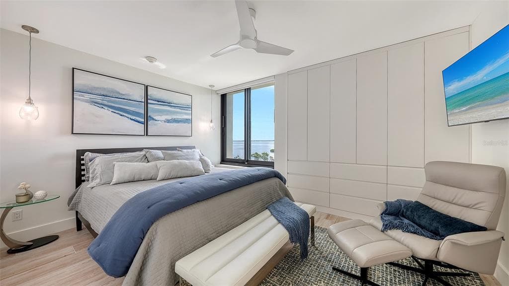 1932 HARBOURSIDE DRIVE 244 photo 19