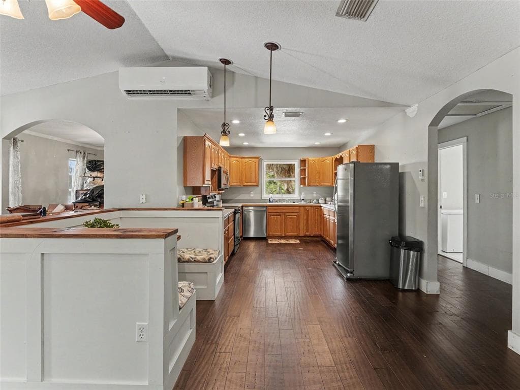 1740 BAYSHORE DRIVE photo 18