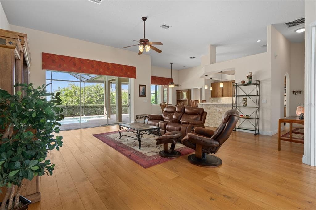 21133 MARSH HAWK DRIVE photo 14