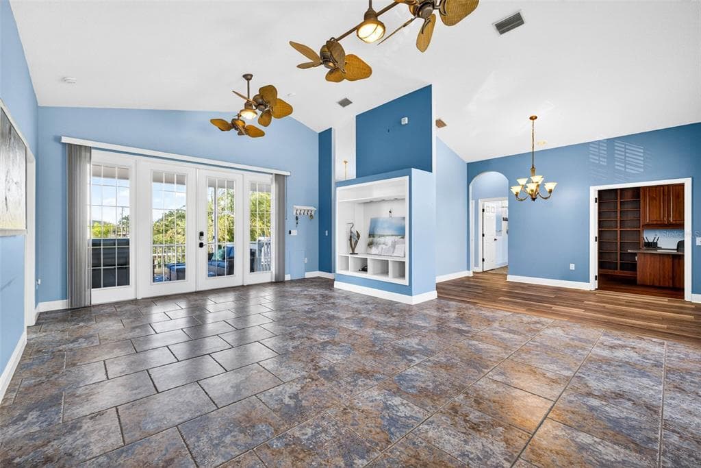821 BLUE HERON BOULEVARD photo 10