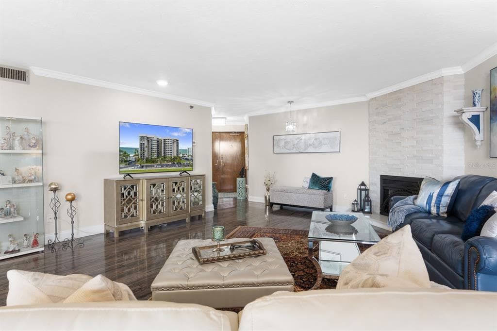 1600 GULF BOULEVARD 717 photo 15