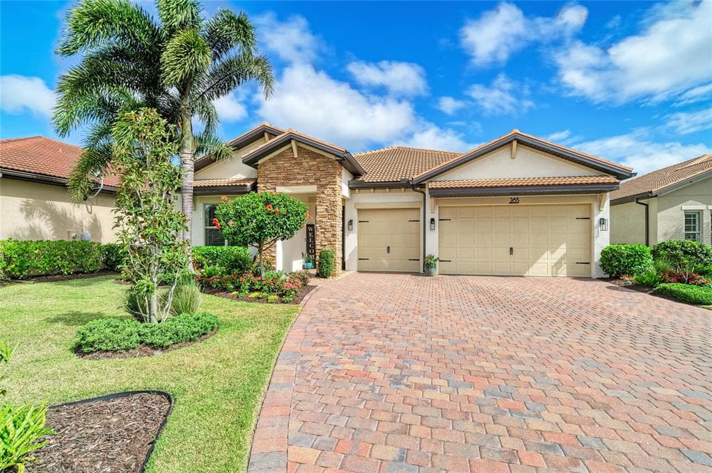 283 TOSCAVILLA BOULEVARD photo 6