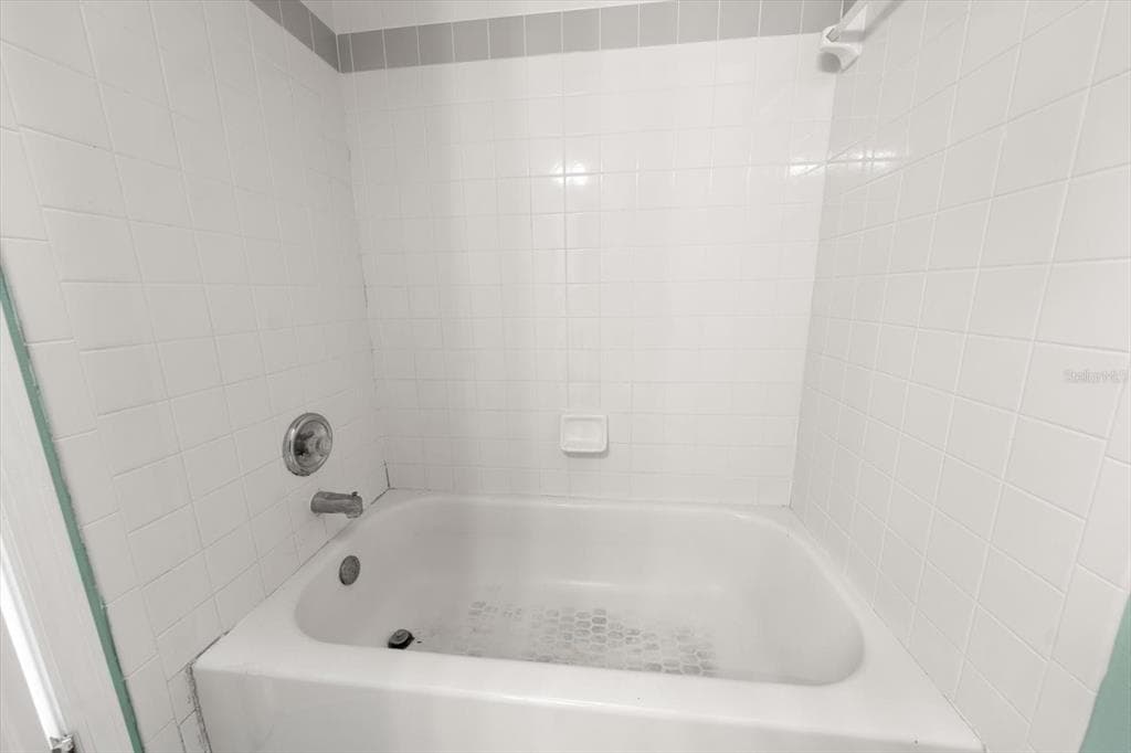 124 MARCDALE BOULEVARD photo 20