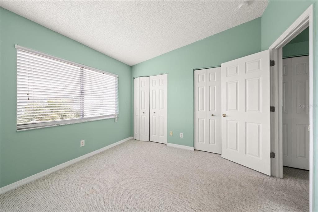 124 MARCDALE BOULEVARD photo 21