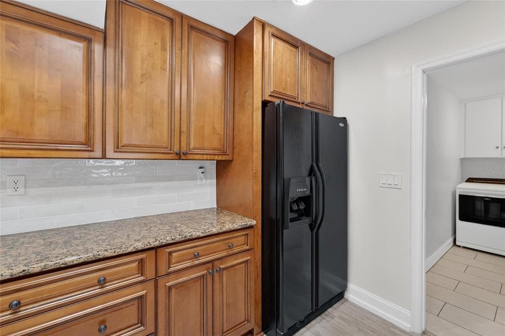 1810 MILFORD CIRCLE photo 15