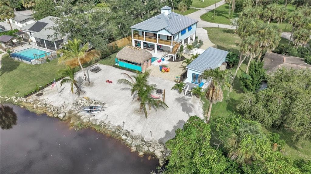 9470 COLONY DRIVE photo 4