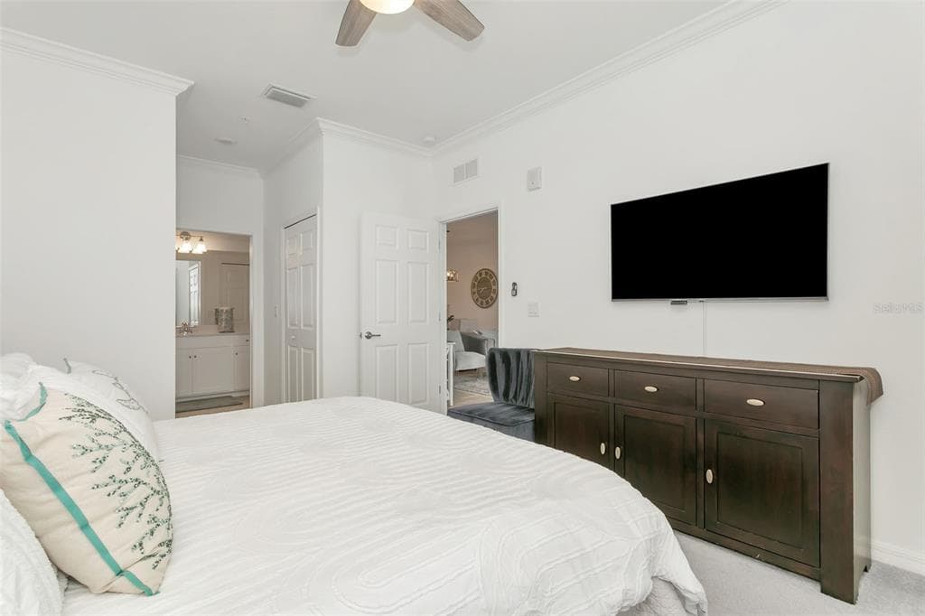 18028 GAWTHROP DRIVE 403 photo 21