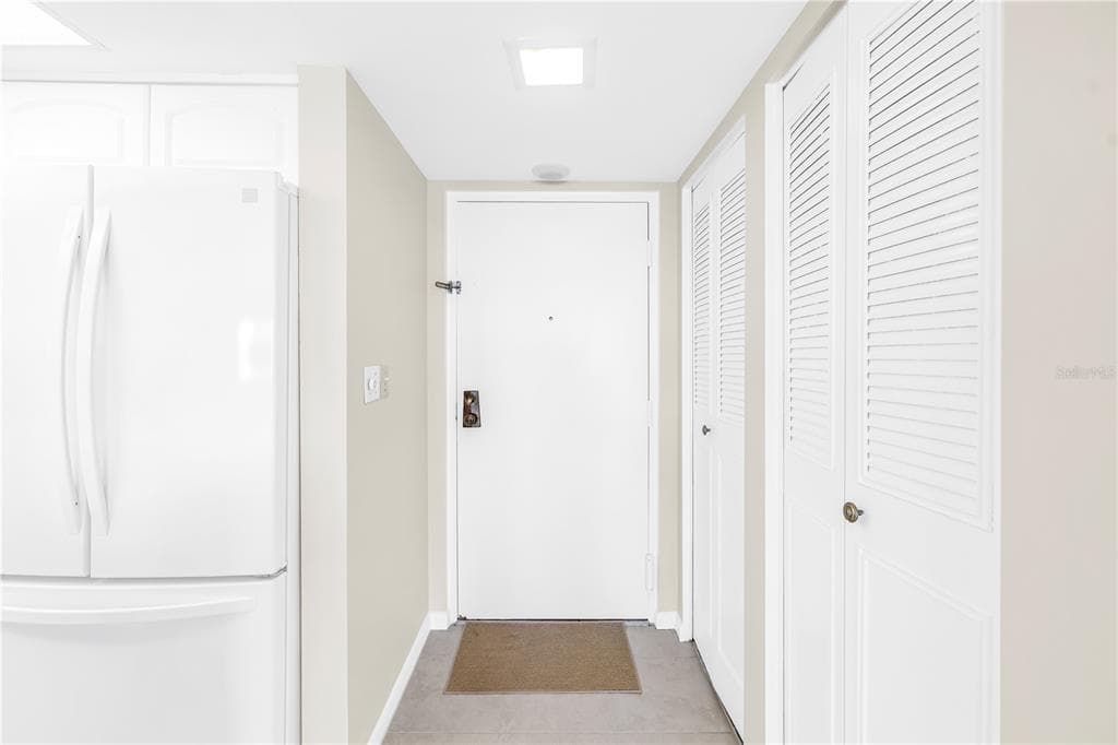 5220 BRITTANY DRIVE S 1202 photo 11