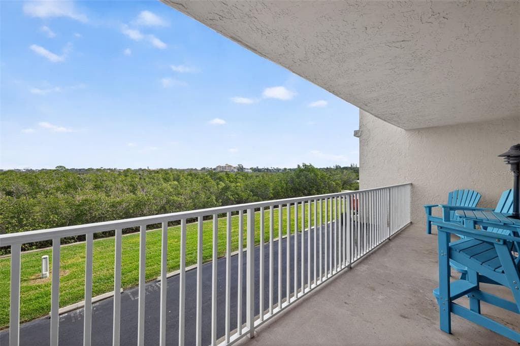 19451 GULF BOULEVARD 204 photo 25
