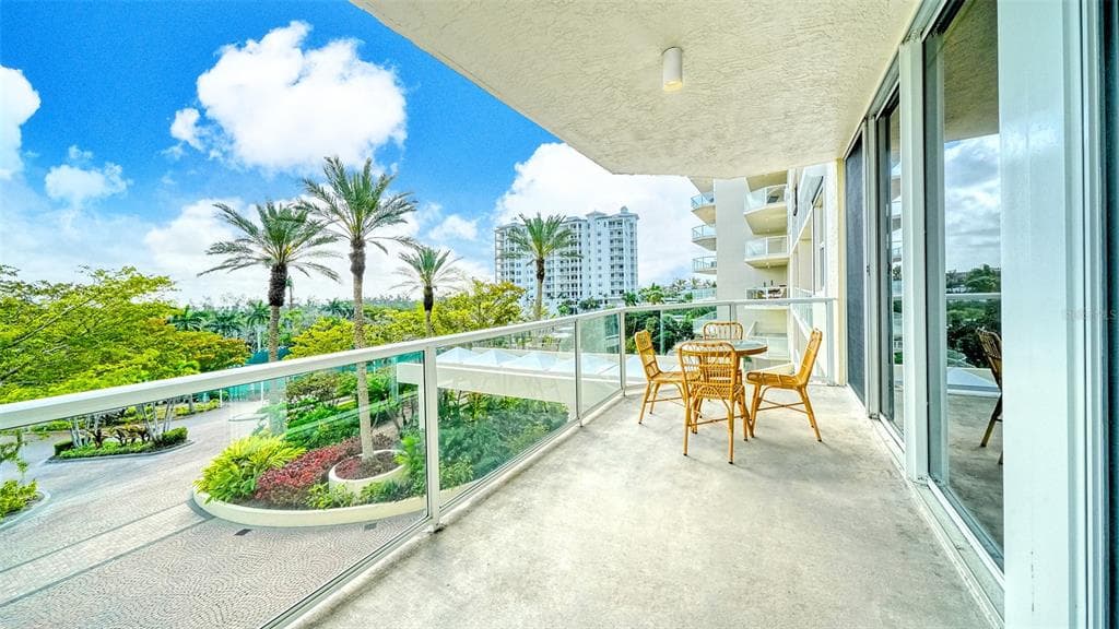 1800 BENJAMIN FRANKLIN DRIVE B308 photo 12