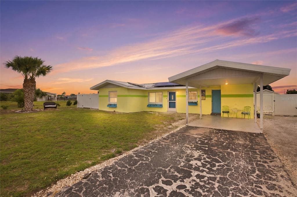 165 W TARPON BOULEVARD NW 1
