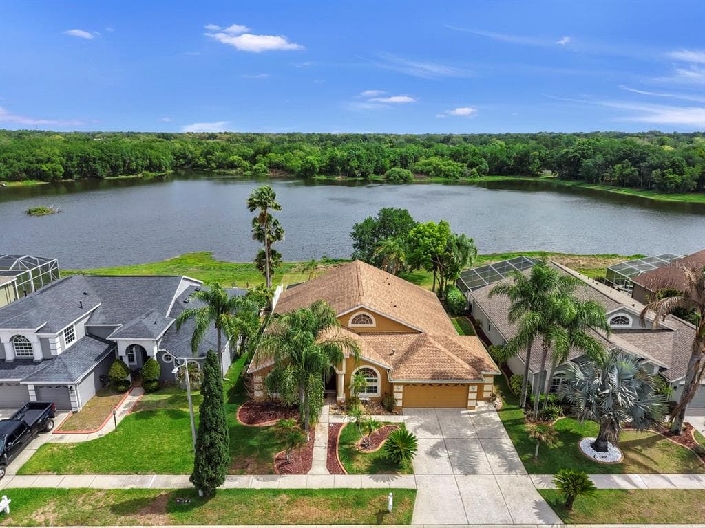 220 ROSANA DRIVE photo 2