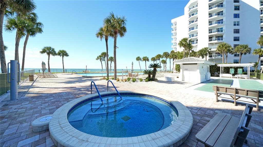 1000 LONGBOAT CLUB ROAD 304 photo 7