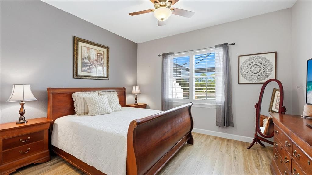 13177 CREEKSIDE LANE photo 20