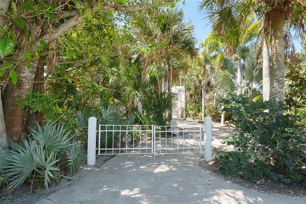 7320 PALM ISLAND DRIVE 3