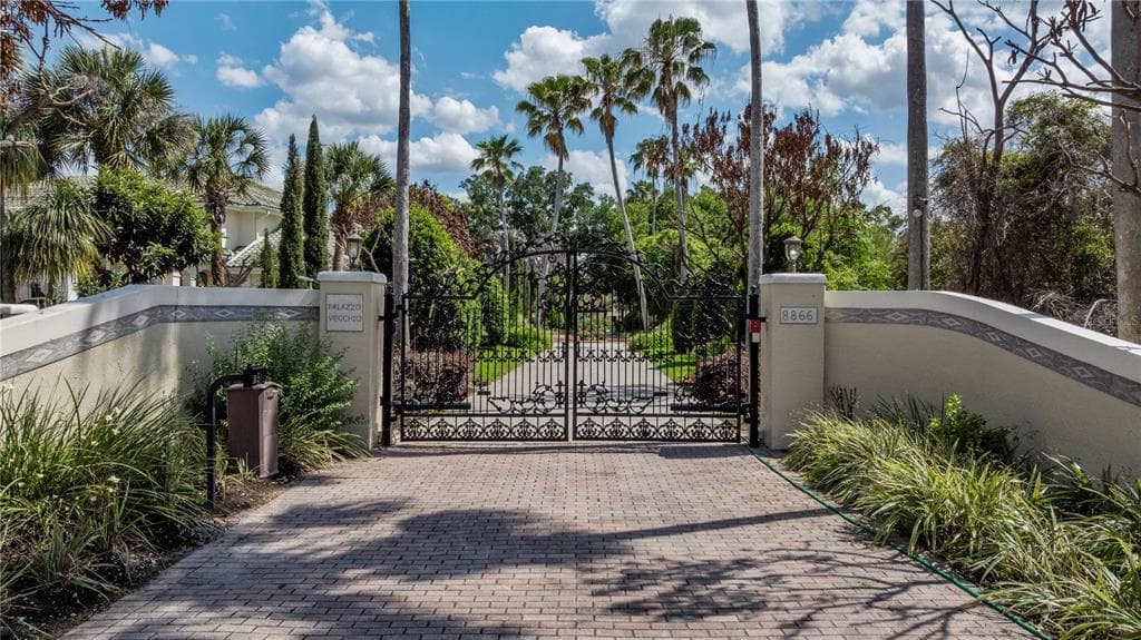 8866 DARLENE DRIVE 3