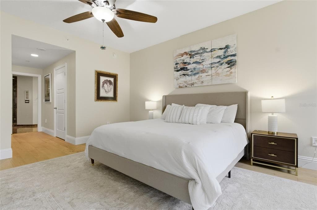 11 BAYMONT STREET 608 photo 24