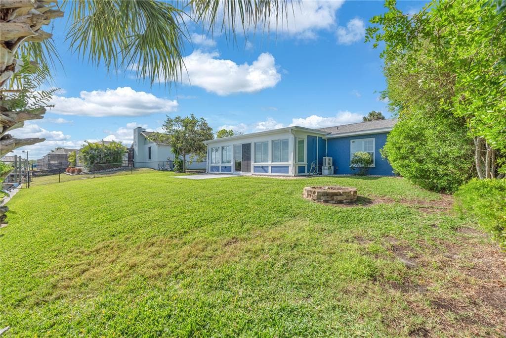 911 SILVER PALM WAY 5