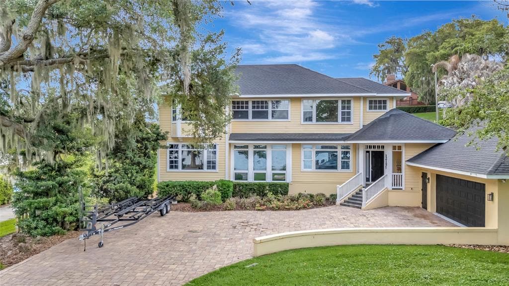 1215 LAKESHORE DRIVE 1