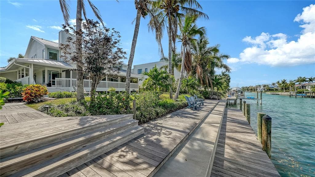 476 MEADOW LARK DRIVE 1