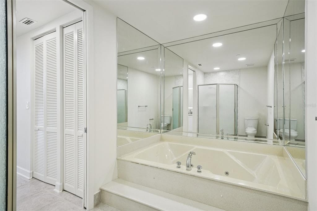1520 GULF BOULEVARD 202 photo 16