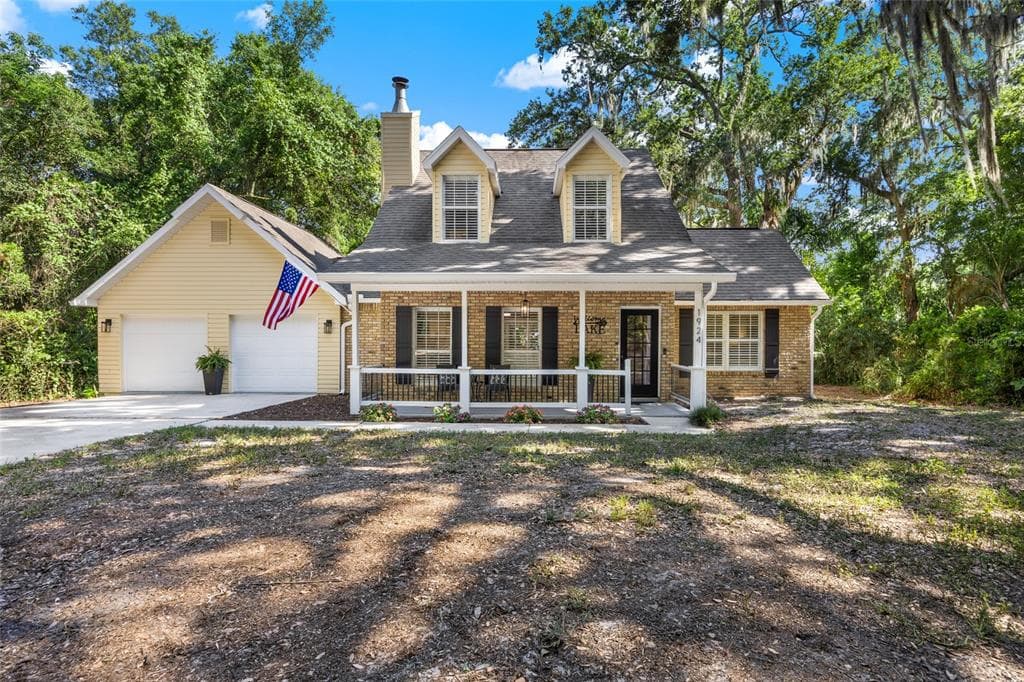 1924 DOWN HOLLOW LANE 1